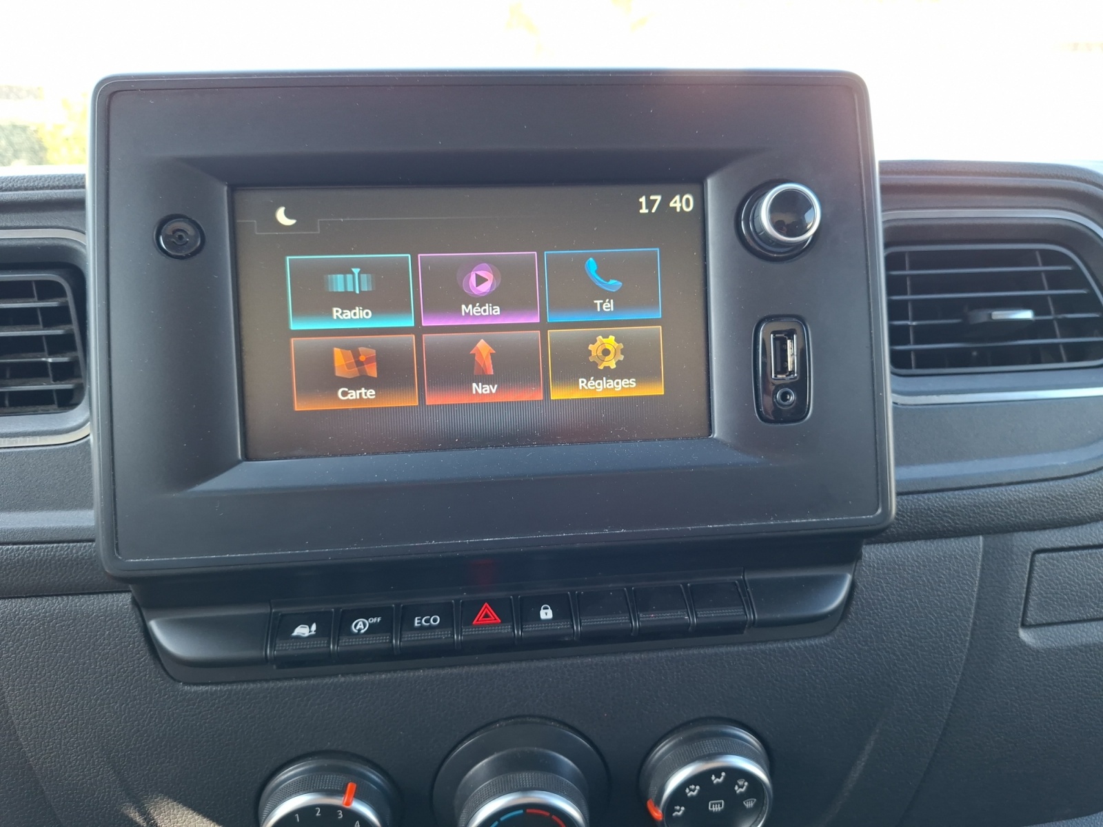 Renault Master Vu 18