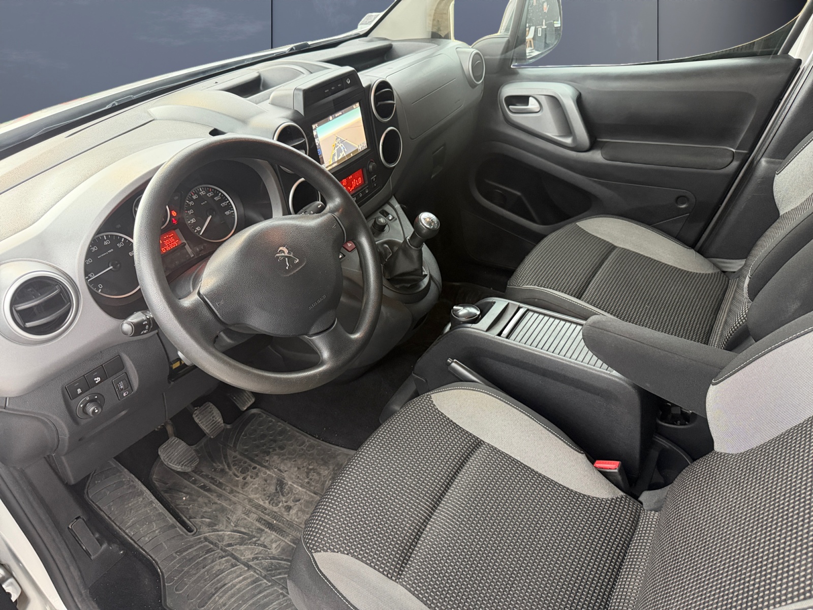 Peugeot Partner Tepee 8