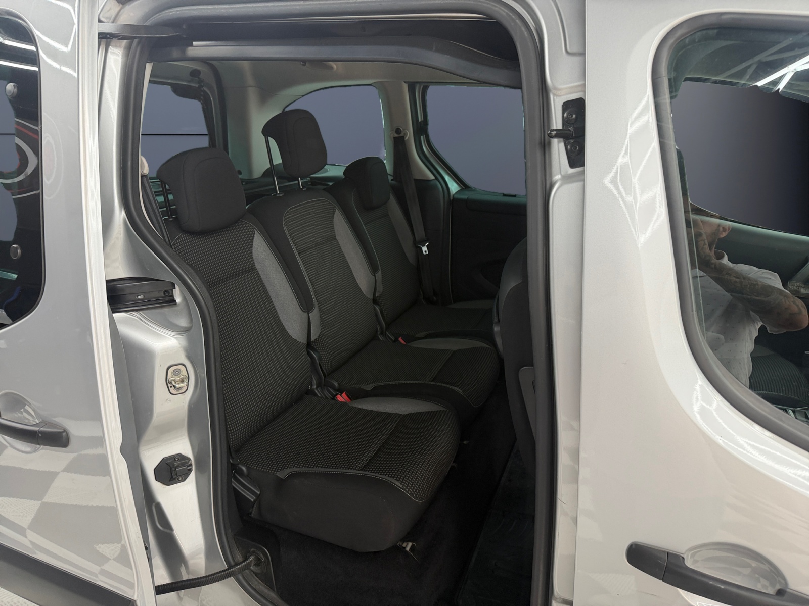 Peugeot Partner Tepee 11