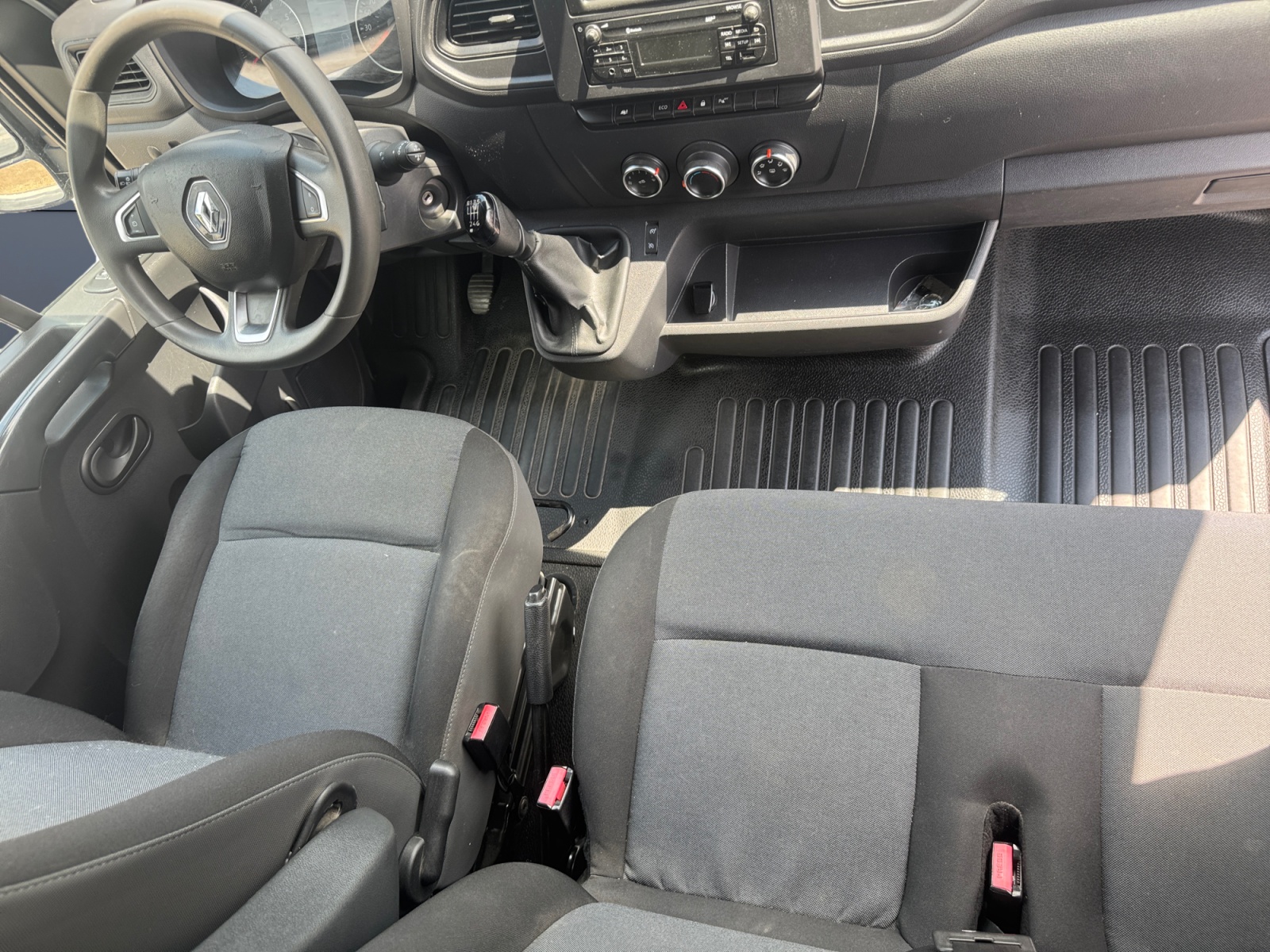 Renault Master Vu 14