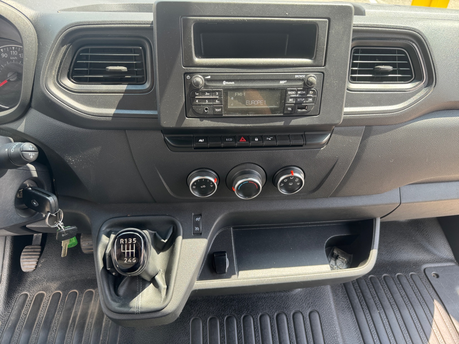 Renault Master Vu 22