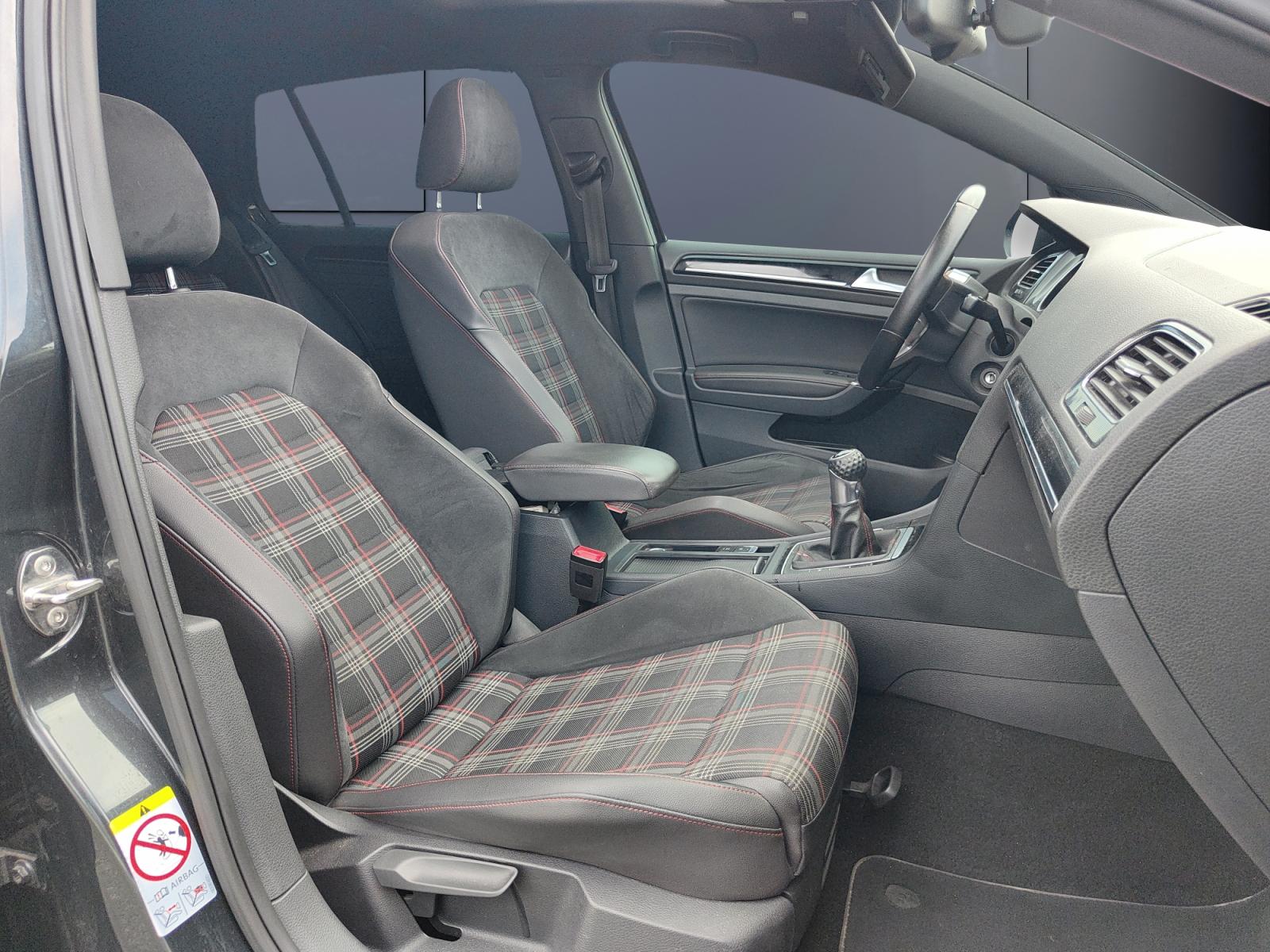 Volkswagen Golf 13