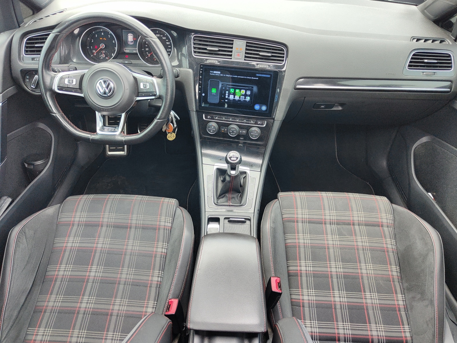 Volkswagen Golf 14