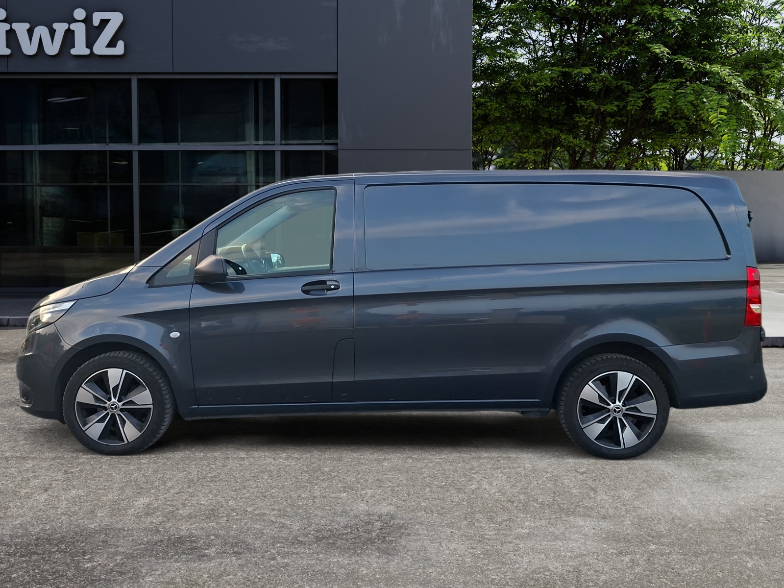 Mercedes-Benz Vito 1