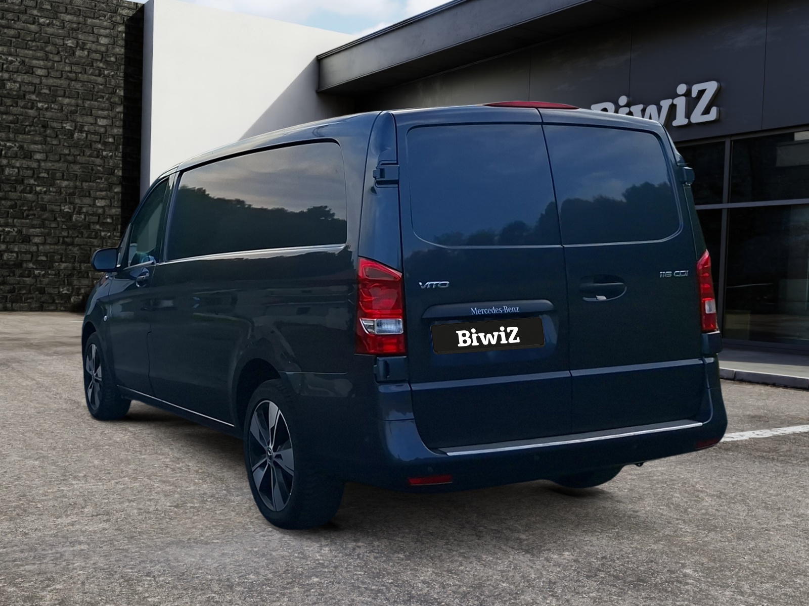 Mercedes-Benz Vito 2