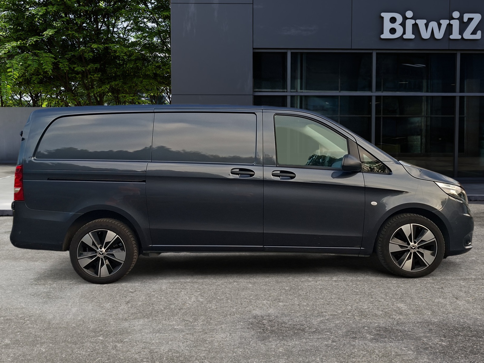Mercedes-Benz Vito 5