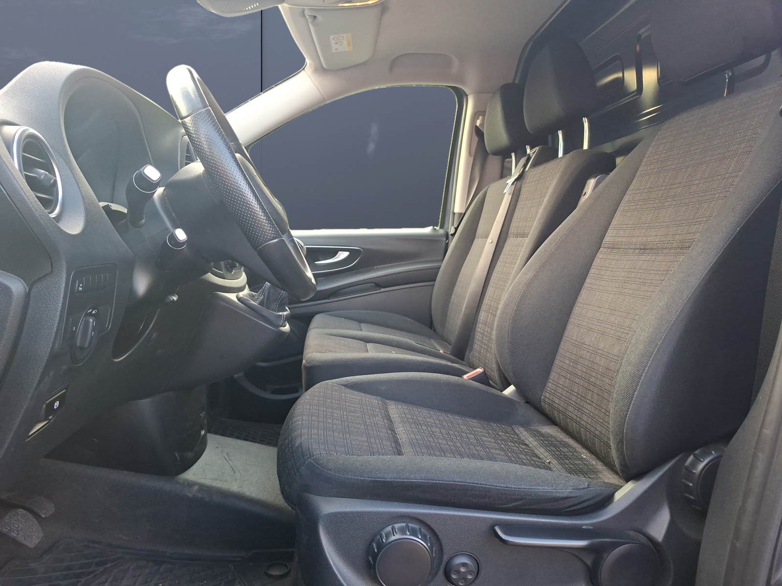 Mercedes-Benz Vito 9