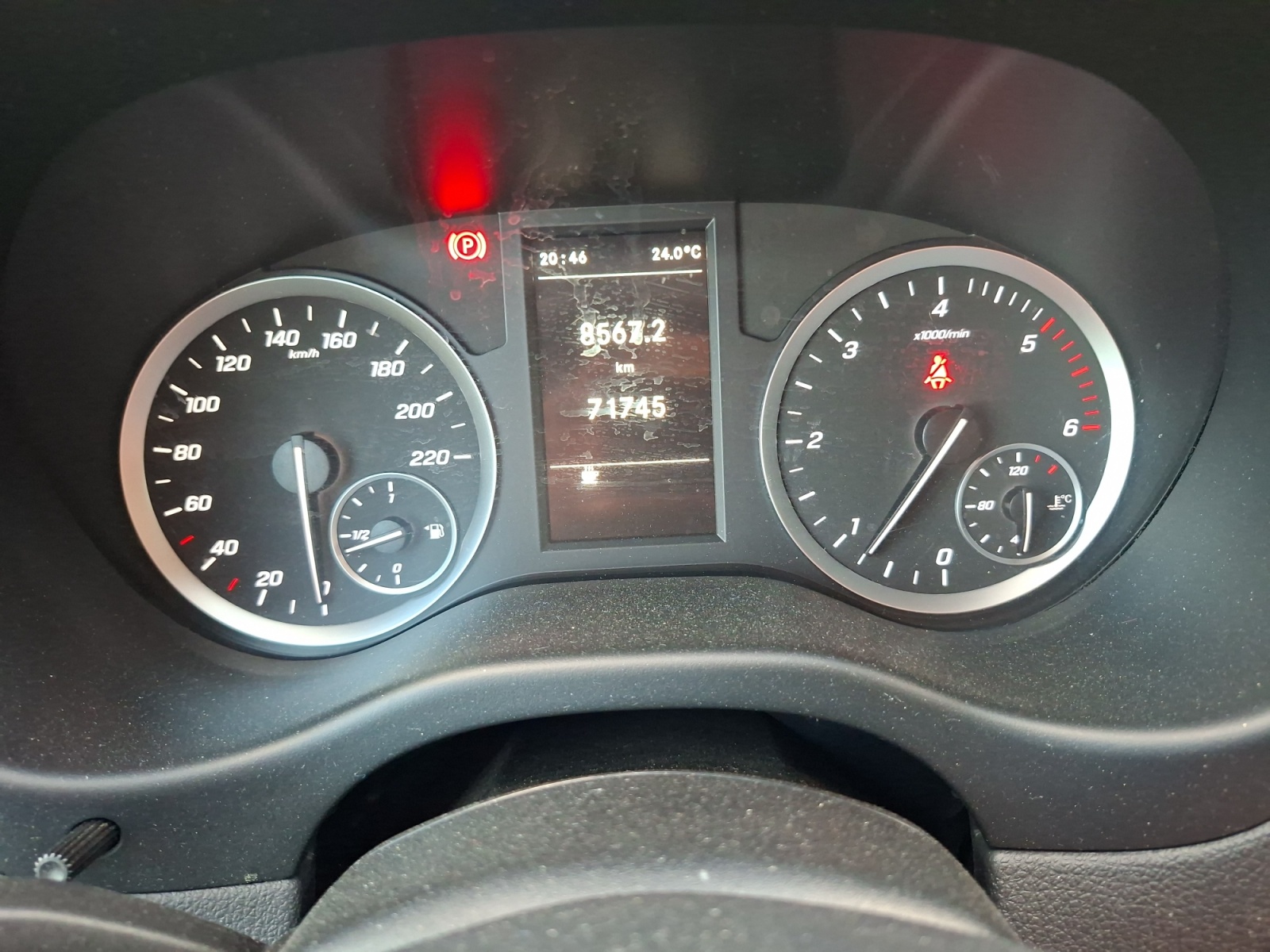Mercedes-Benz Vito 16