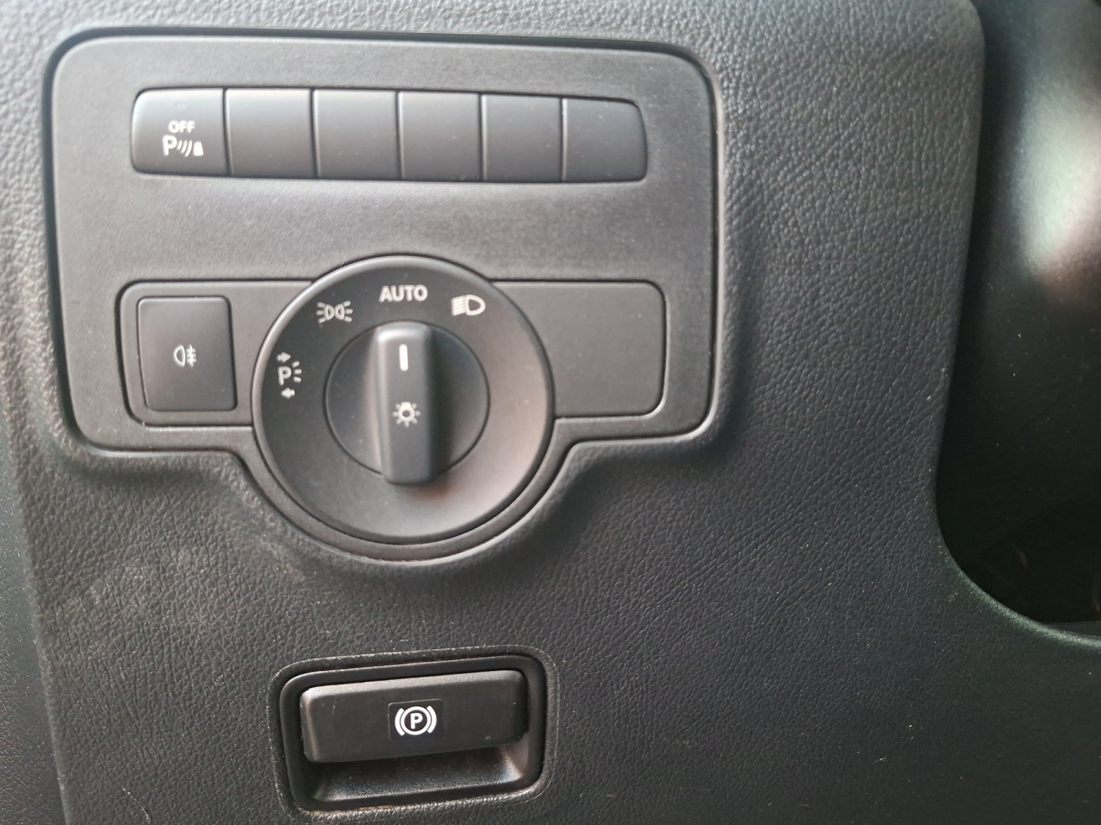 Mercedes-Benz Vito 18