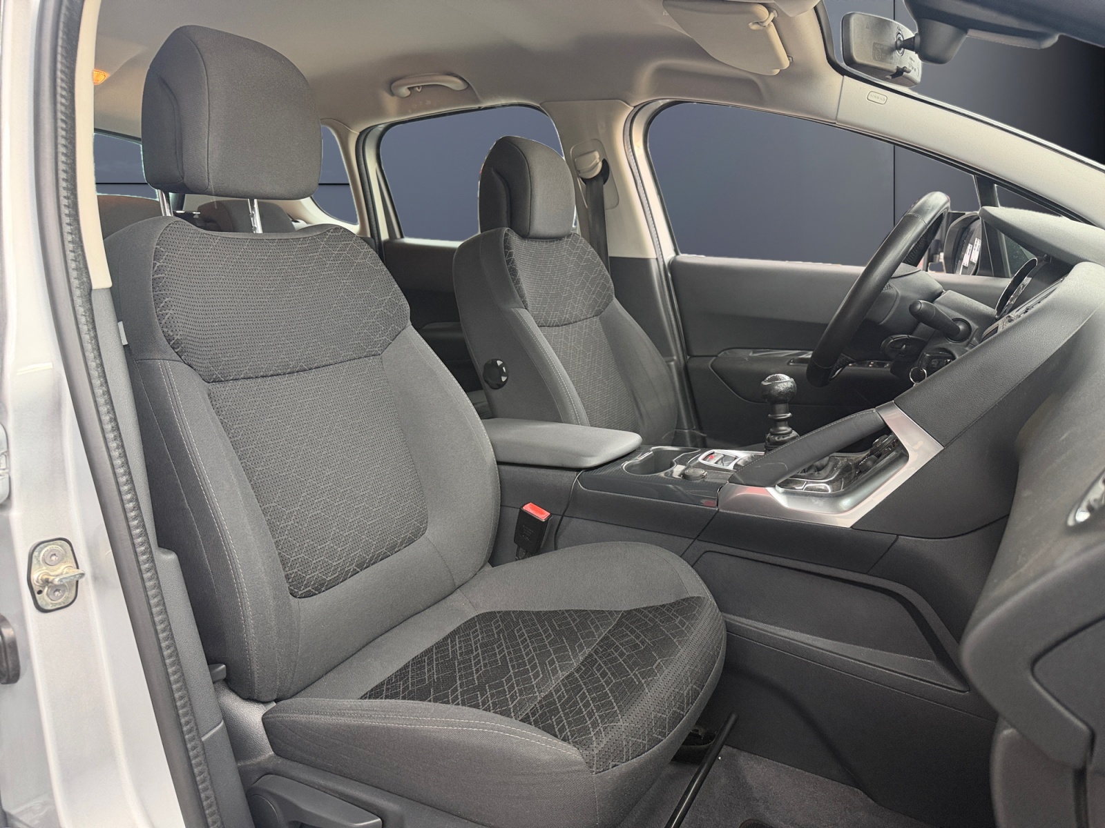 Peugeot 3008 13