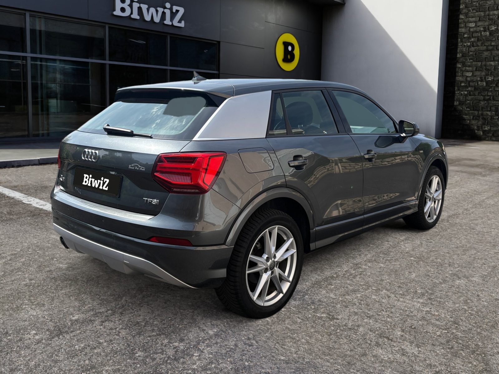 Audi Q2 4