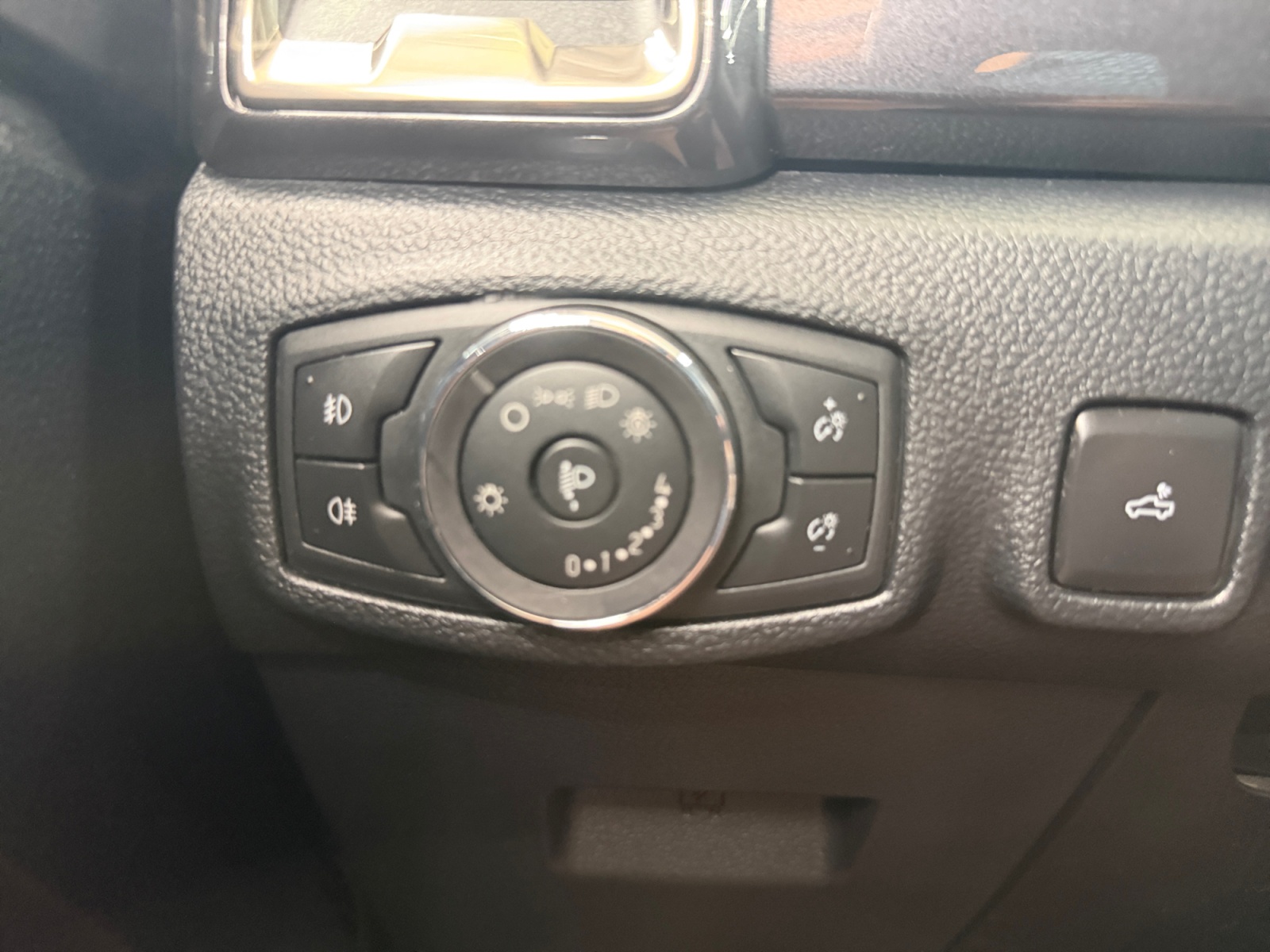 Ford Ranger 24