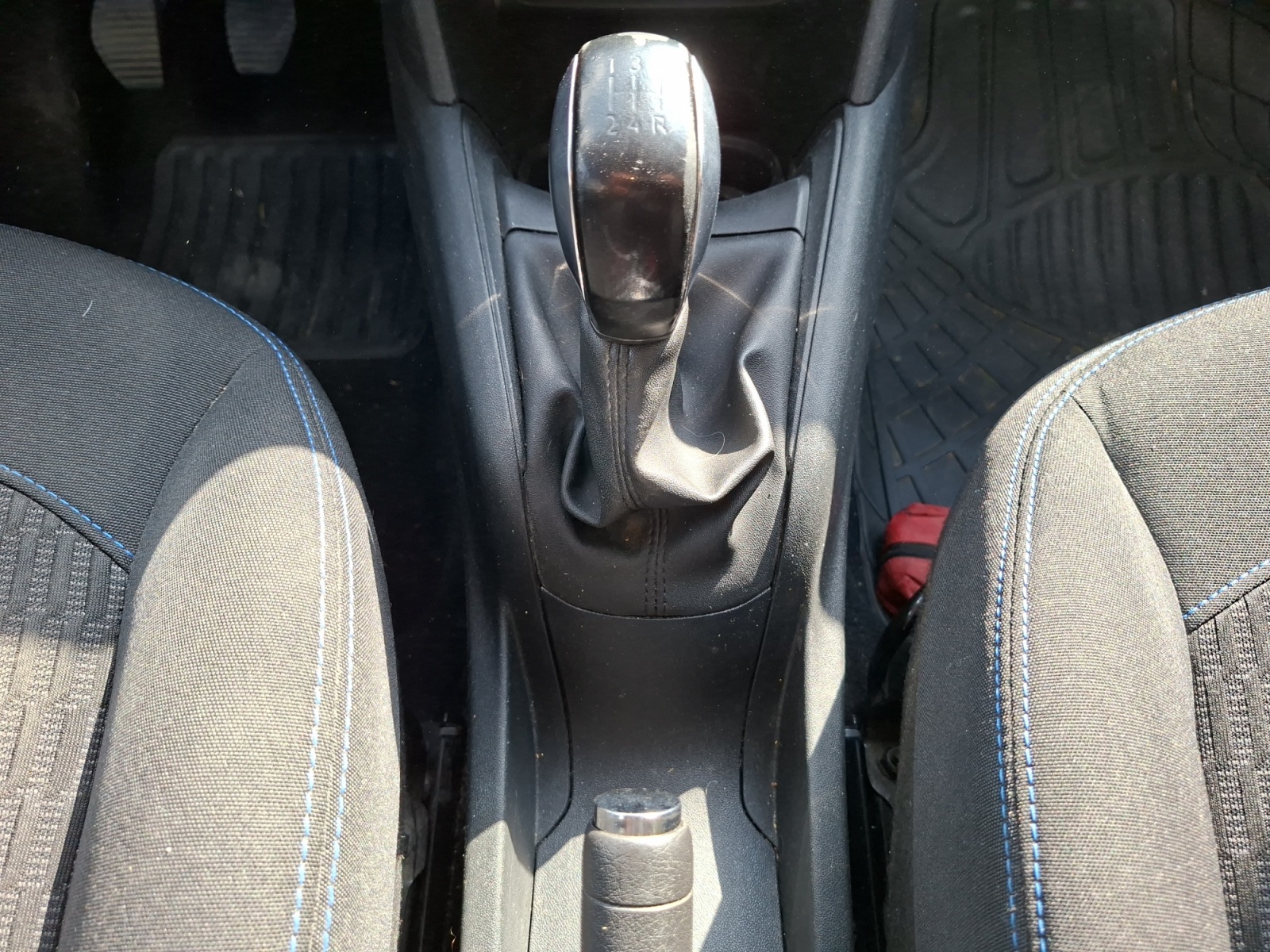 Peugeot 208 22