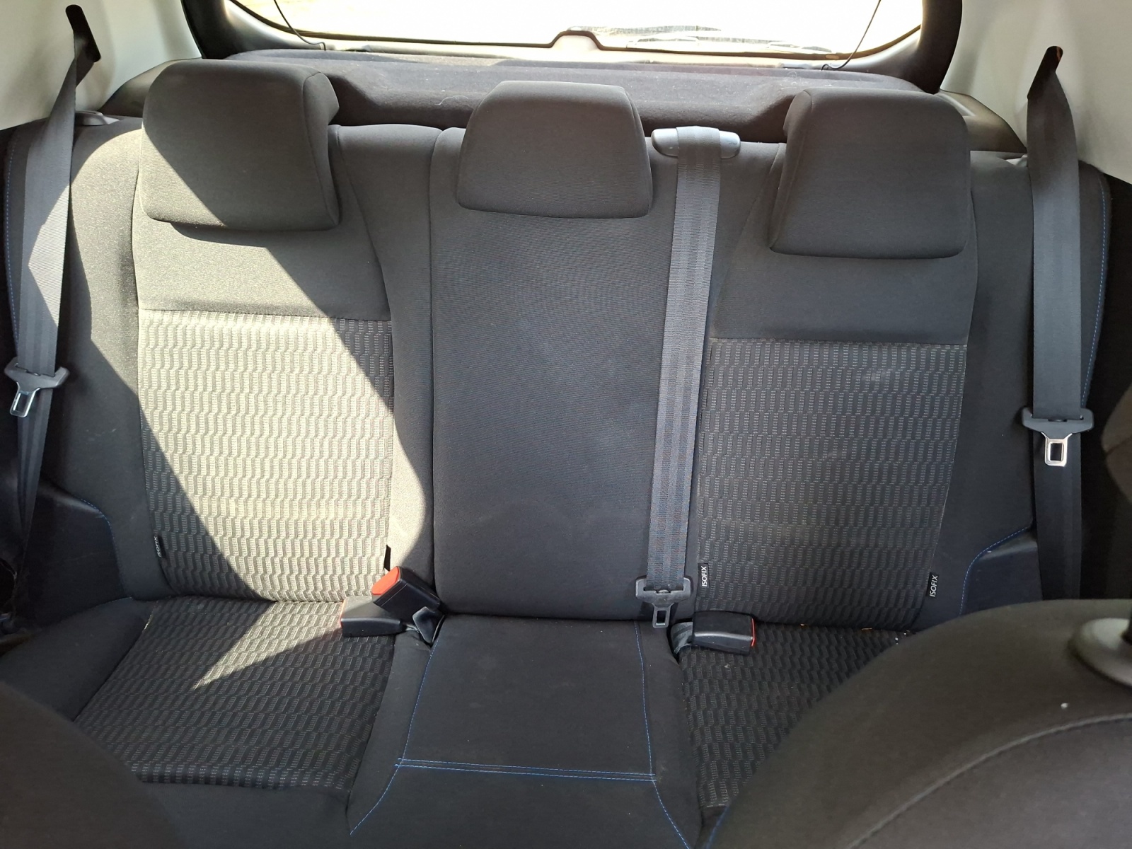 Peugeot 208 29