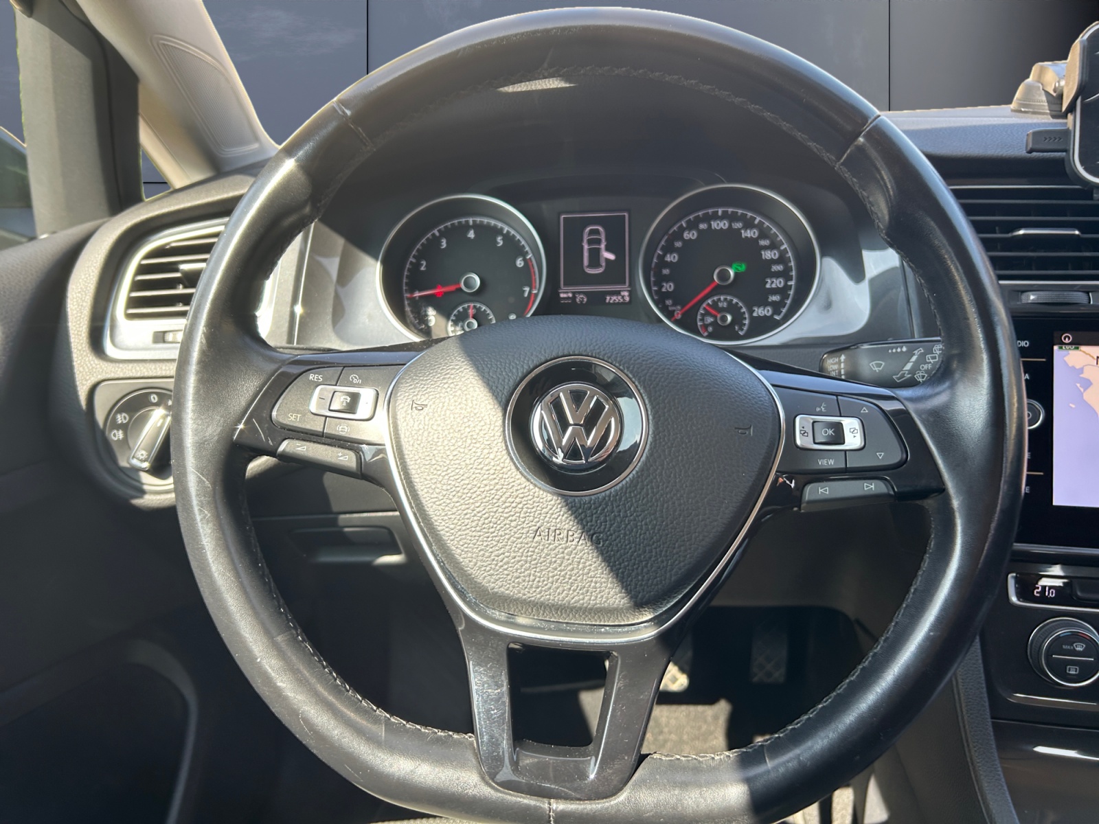 Volkswagen Golf 15