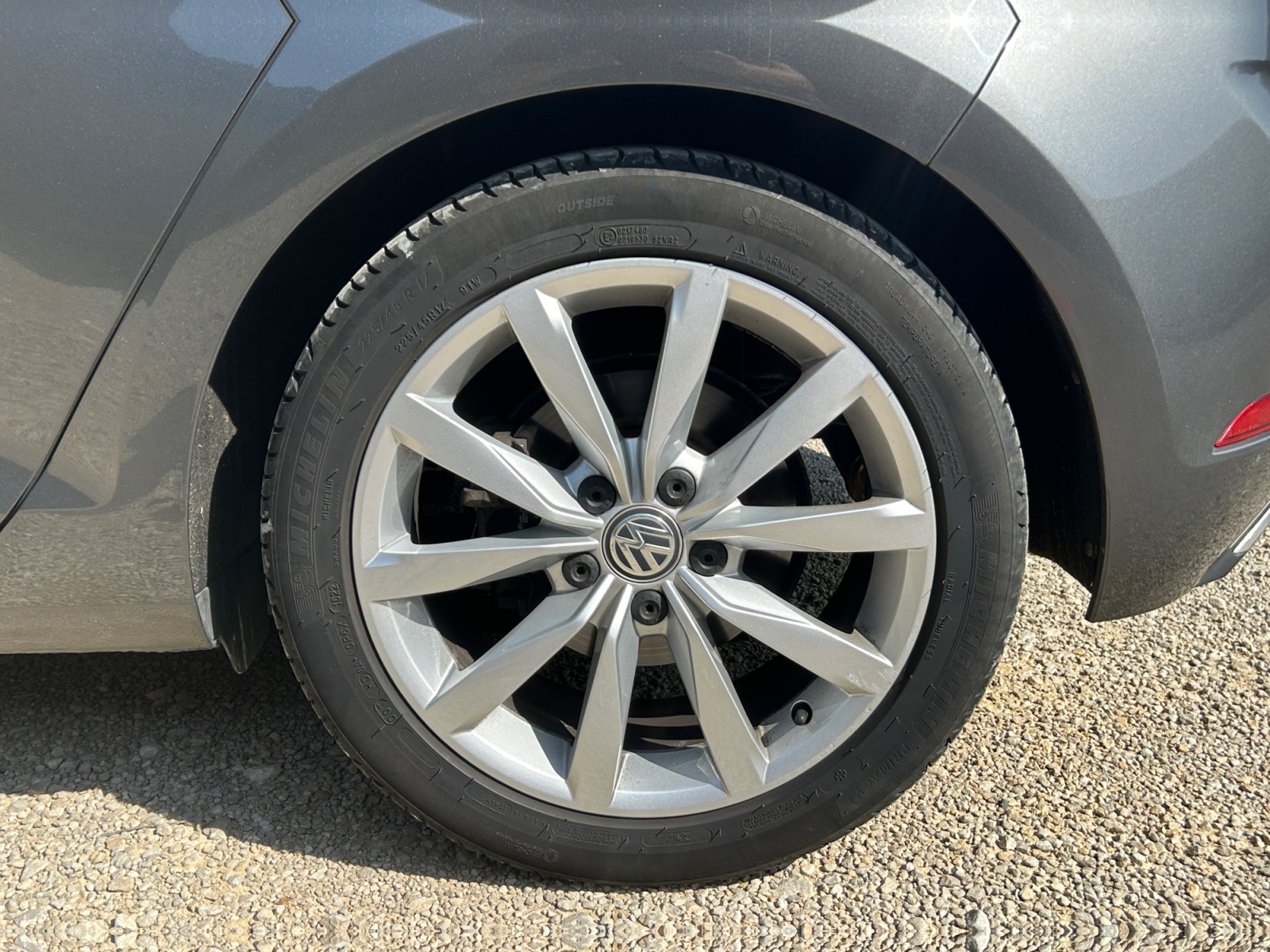 Volkswagen Golf 28