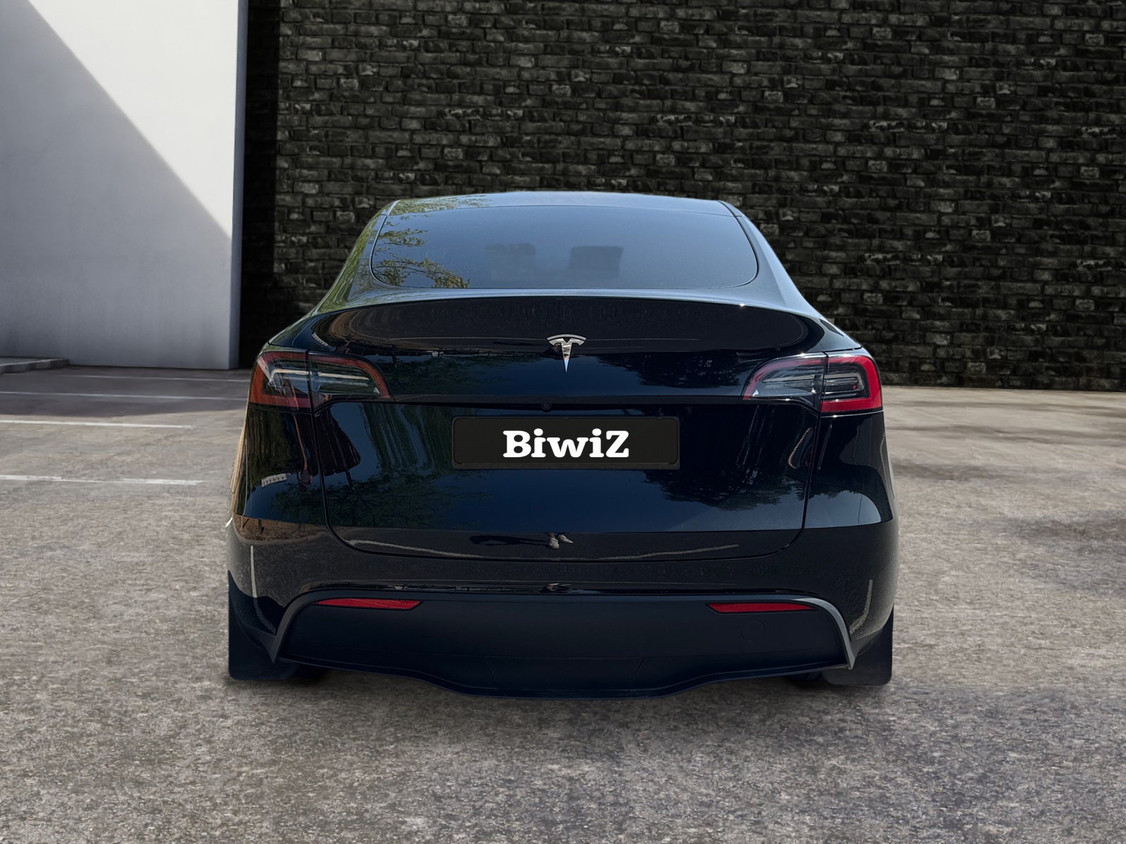 Tesla Model-Y 3