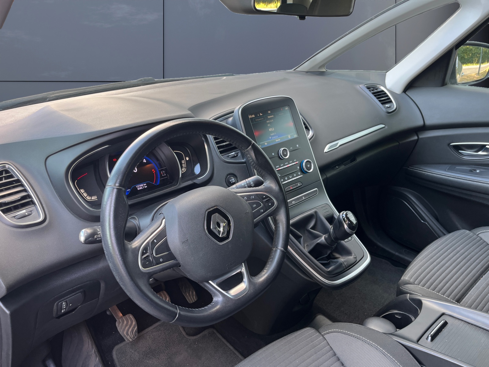 Renault Scenic 8