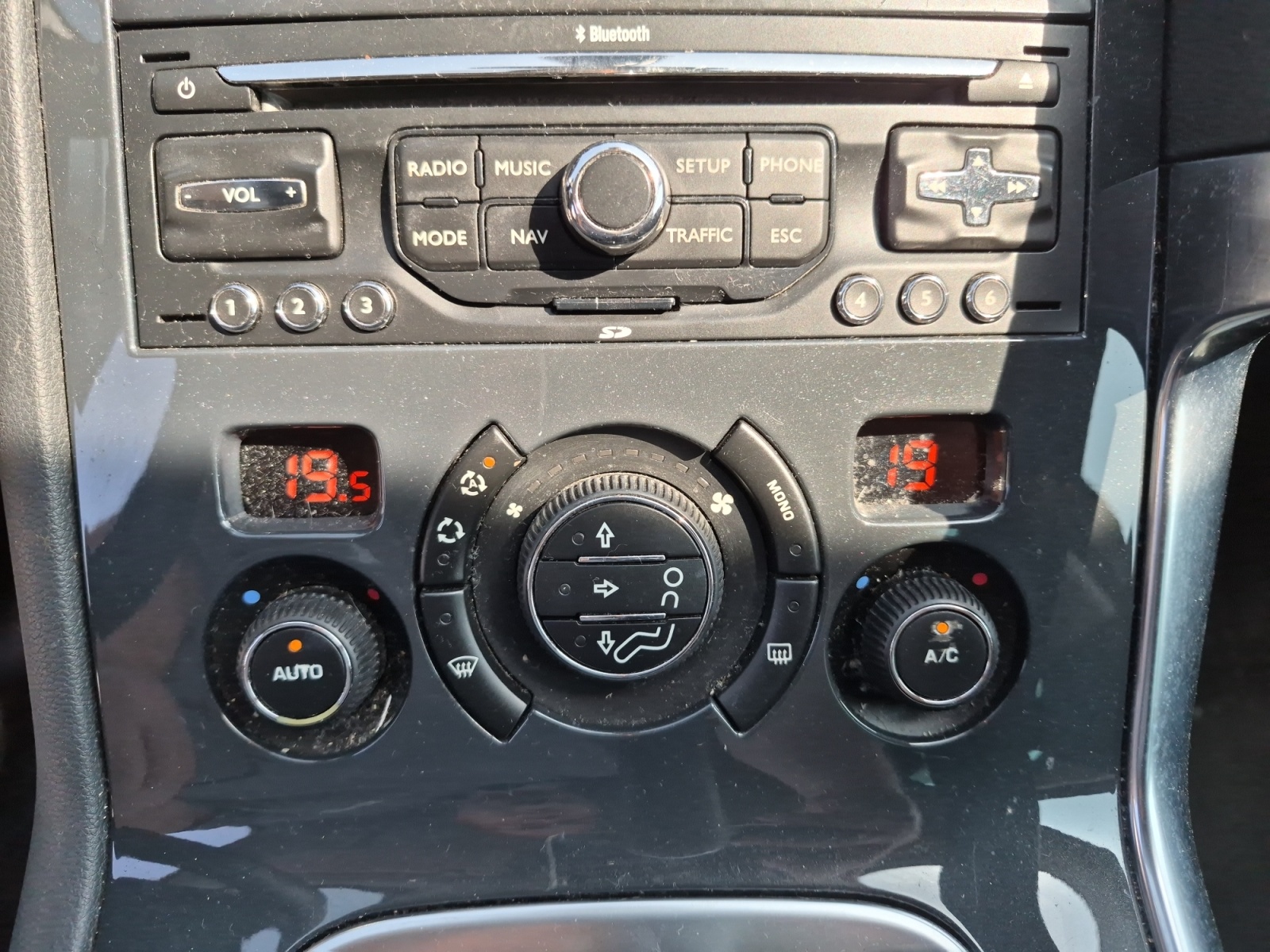 Peugeot 3008 24