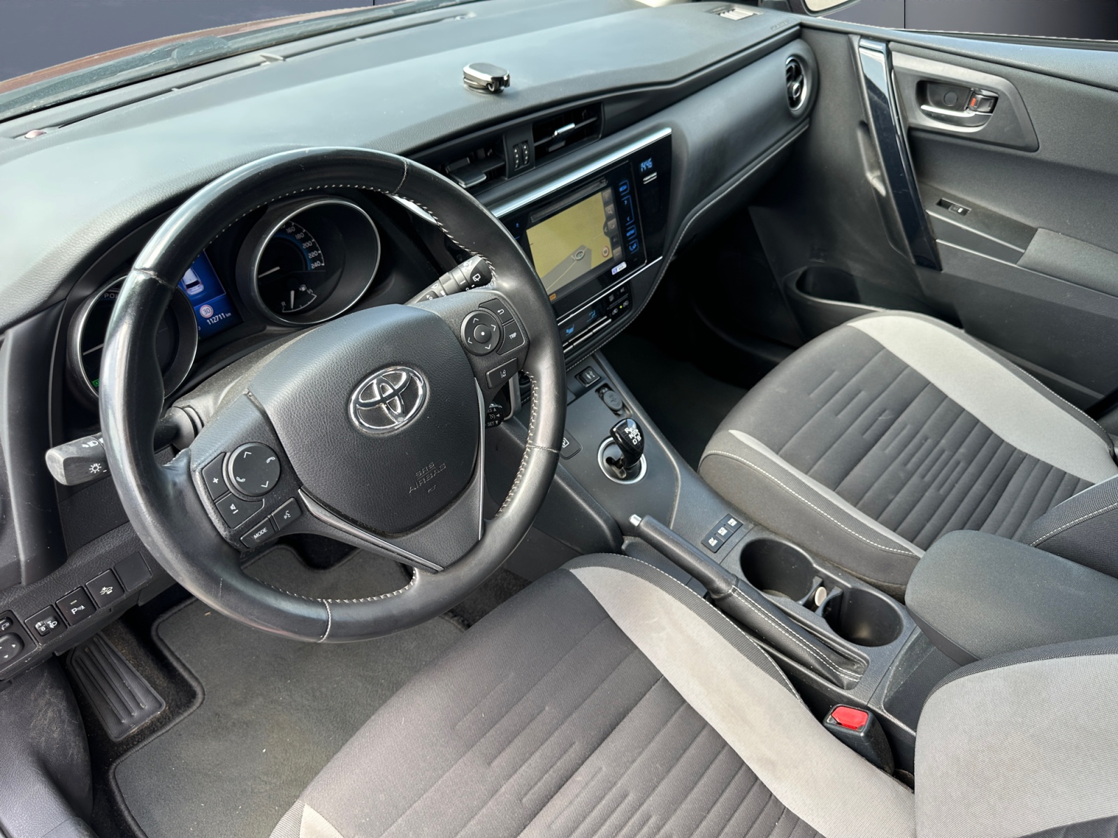 Toyota Auris 12