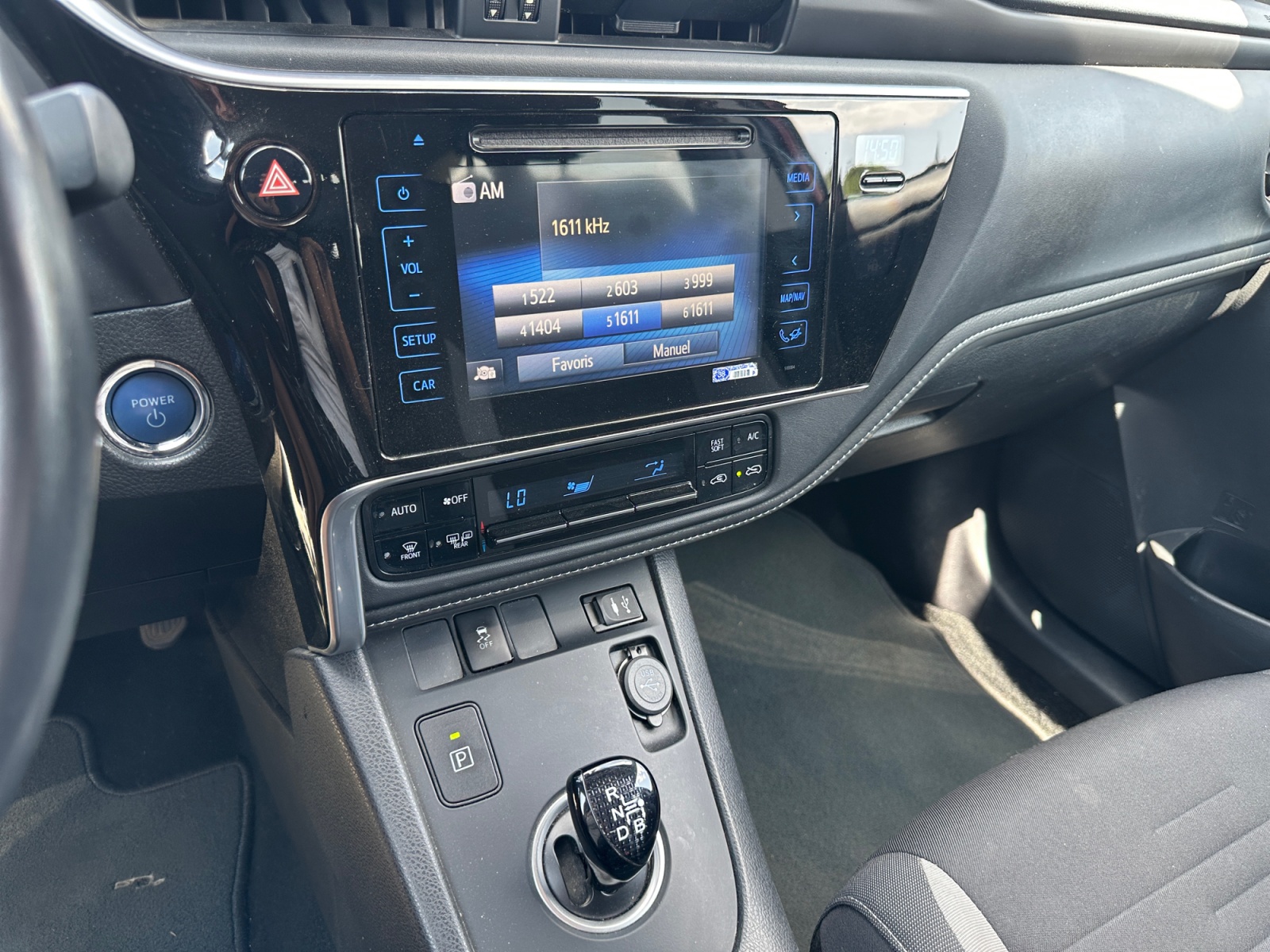 Toyota Auris 23