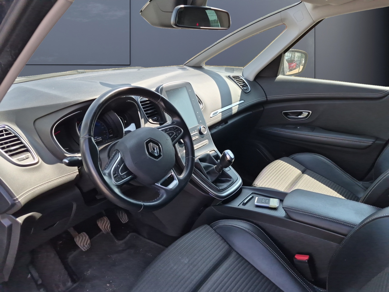 Renault Scenic 8