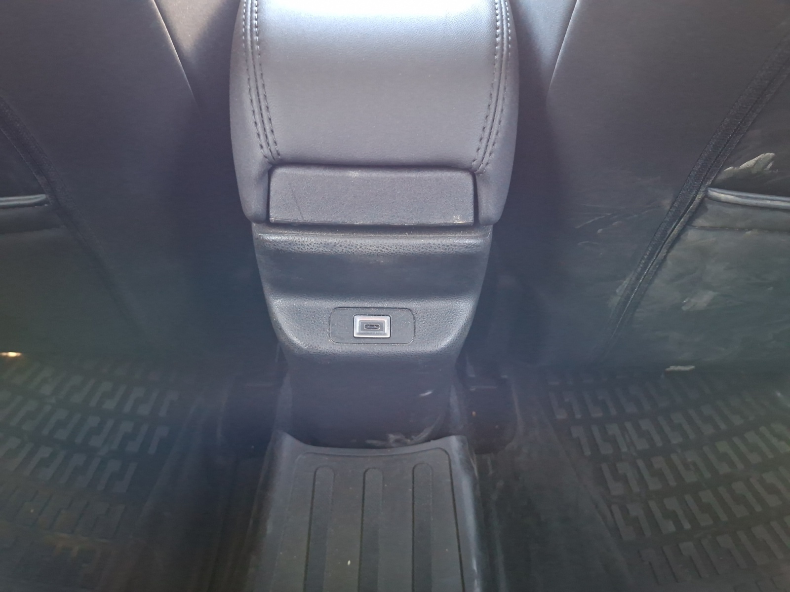 Jeep Avenger 27