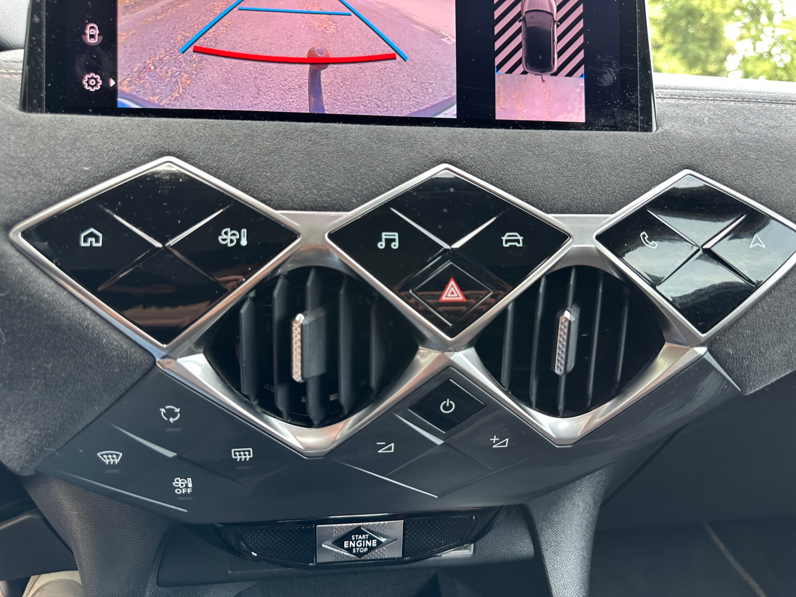 Ds Automobiles Ds3 23