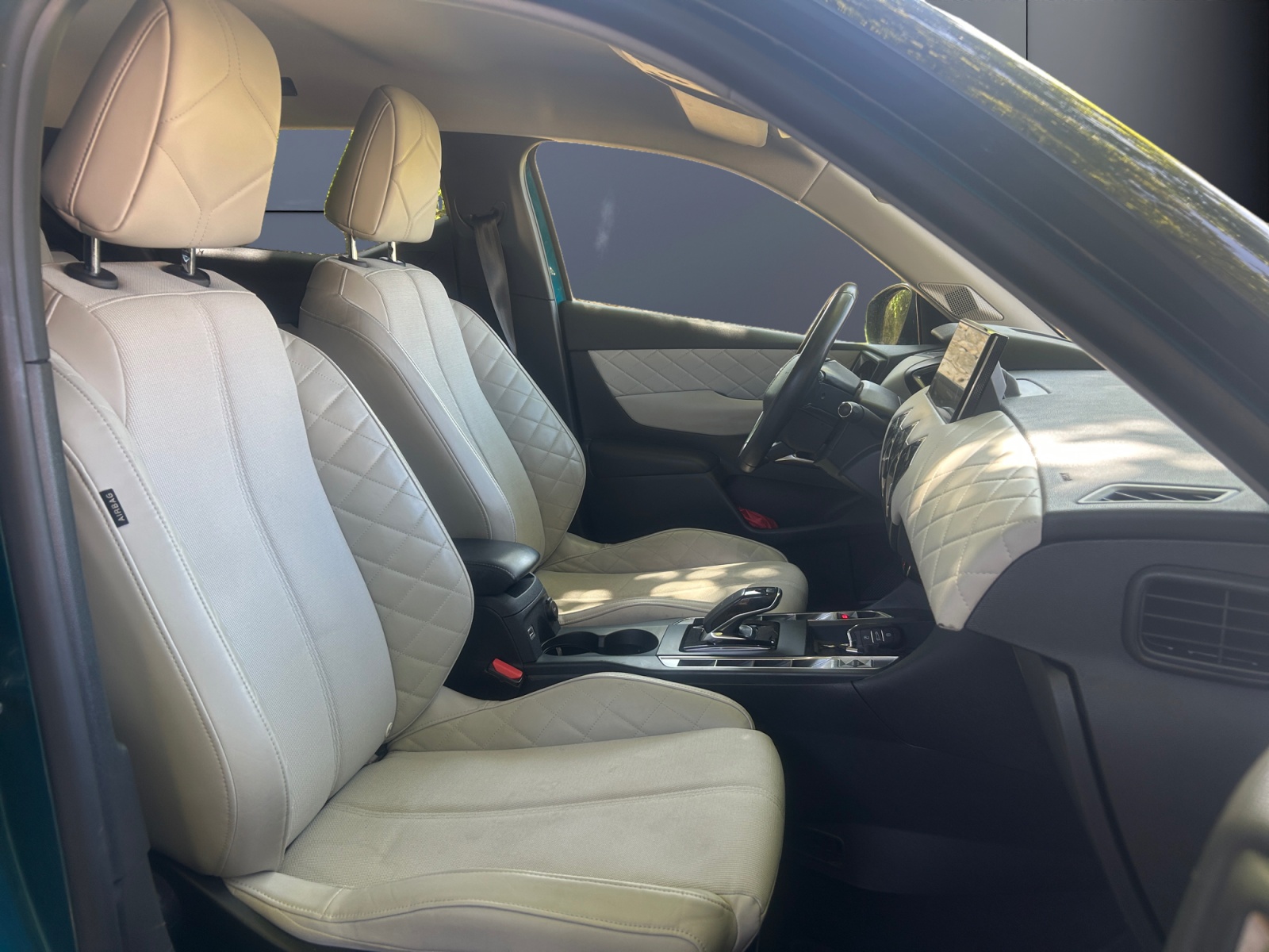 Ds Automobiles Ds 3 13