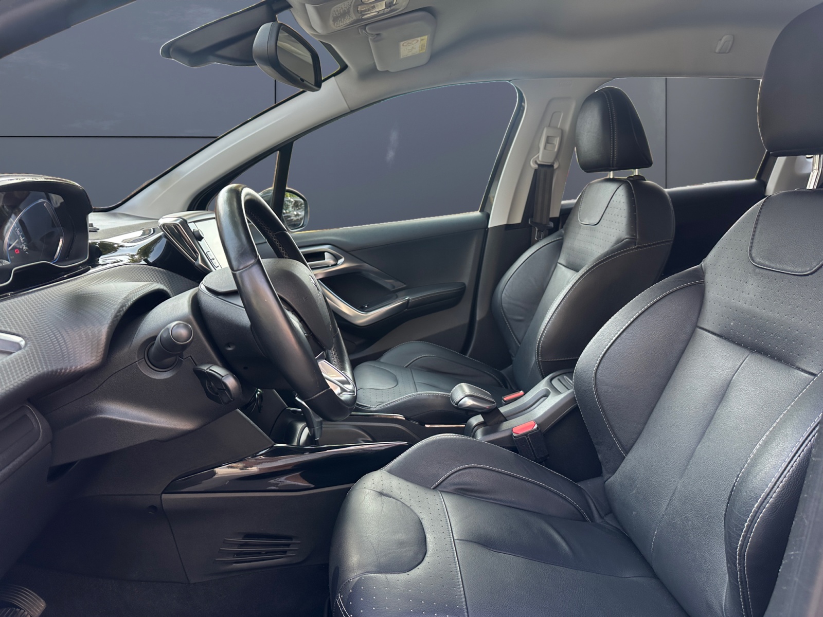 Peugeot 2008 9