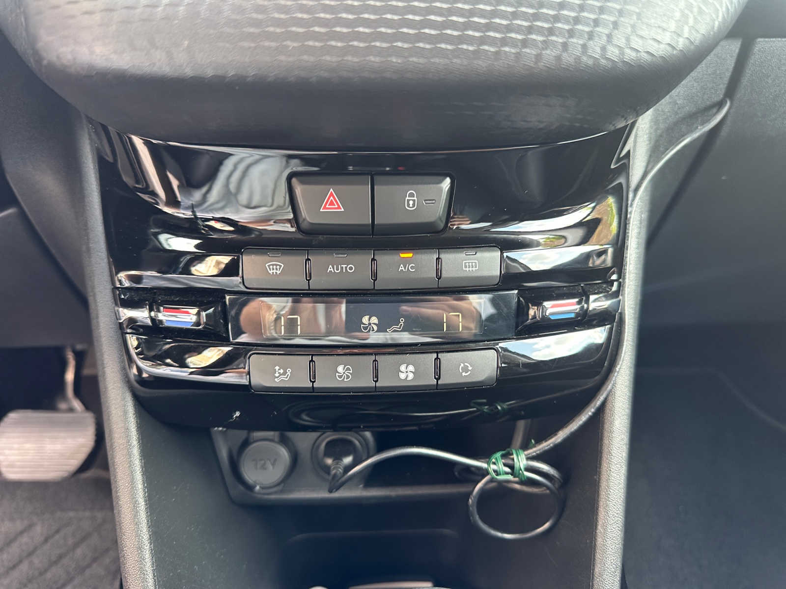 Peugeot 2008 23