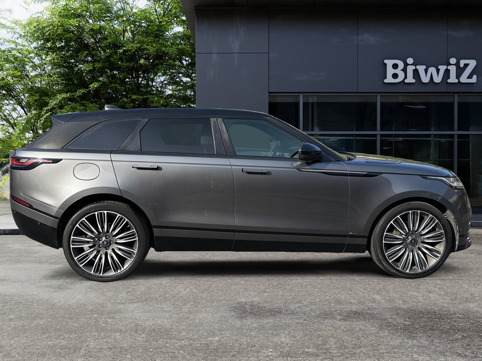 Land Rover Range Rover Velar 5