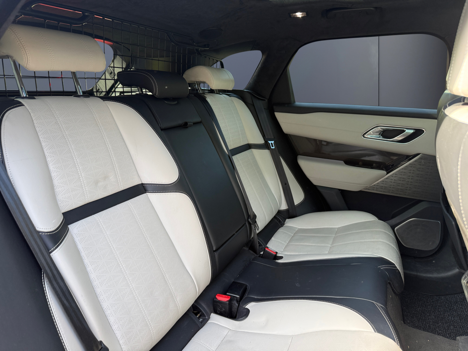 Land Rover Range Rover Velar 11