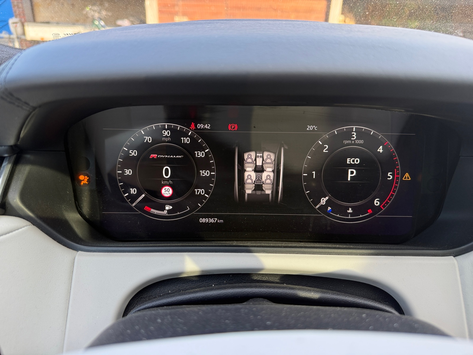 Land Rover Range Rover Velar 16