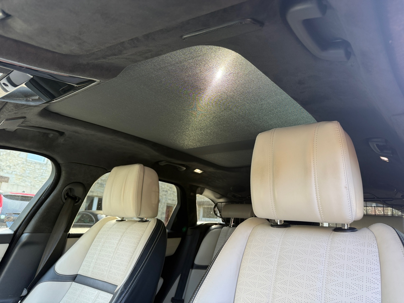 Land Rover Range Rover Velar 23