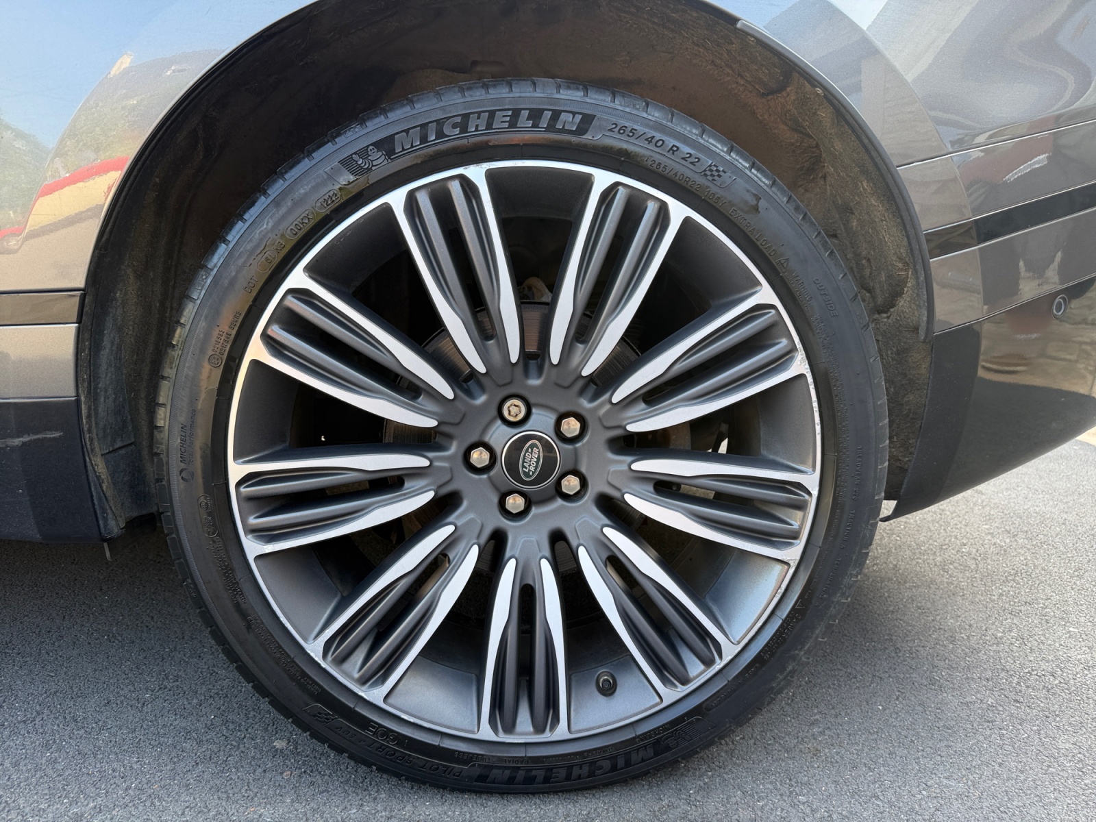 Land Rover Range Rover Velar 34