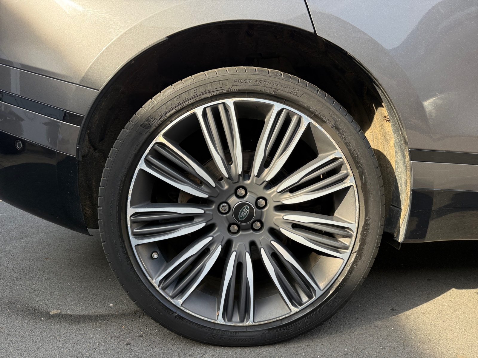 Land Rover Range Rover Velar 35