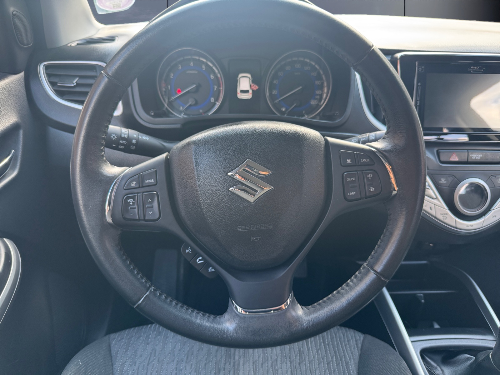 Suzuki Baleno 15
