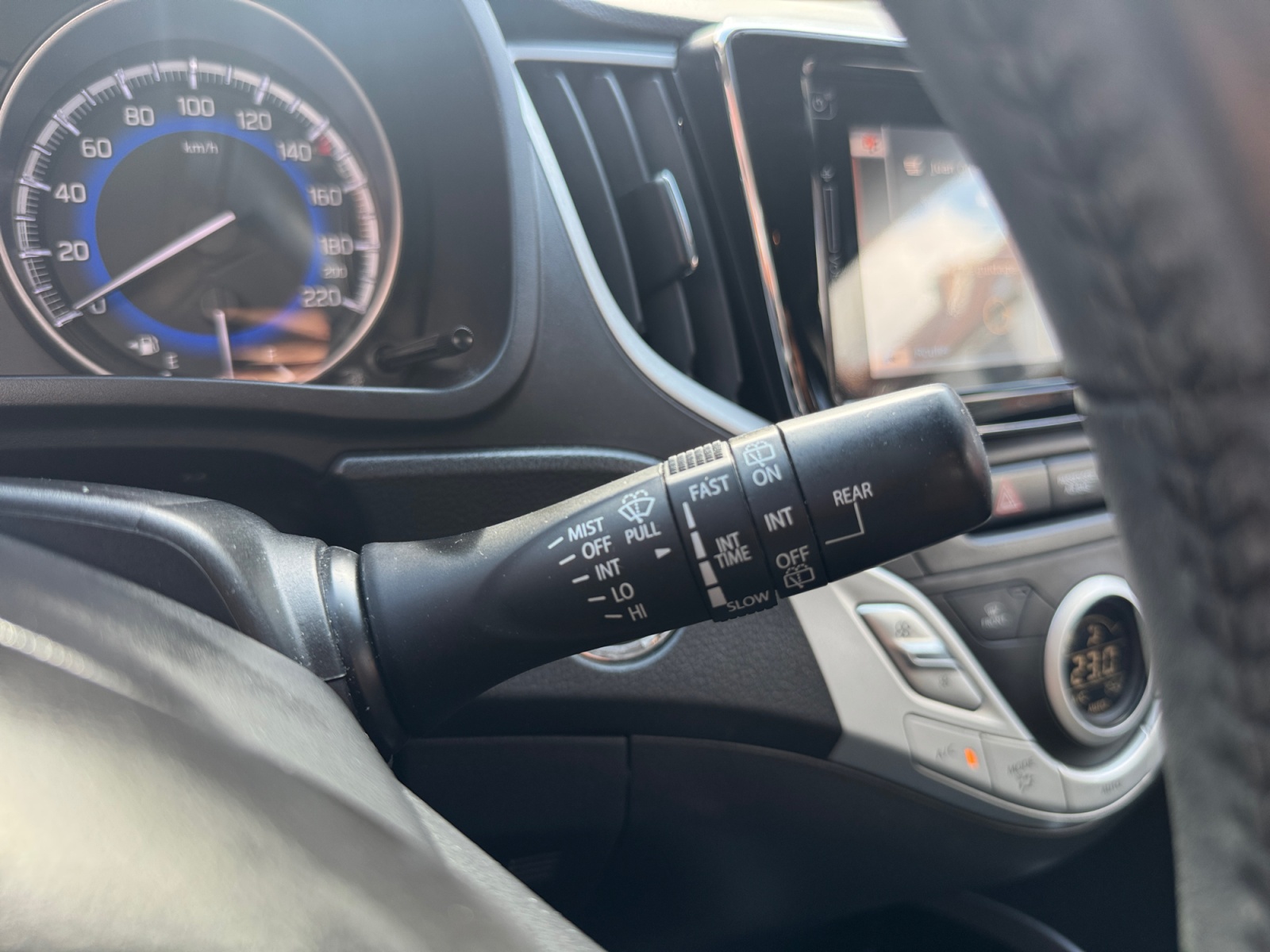 Suzuki Baleno 22
