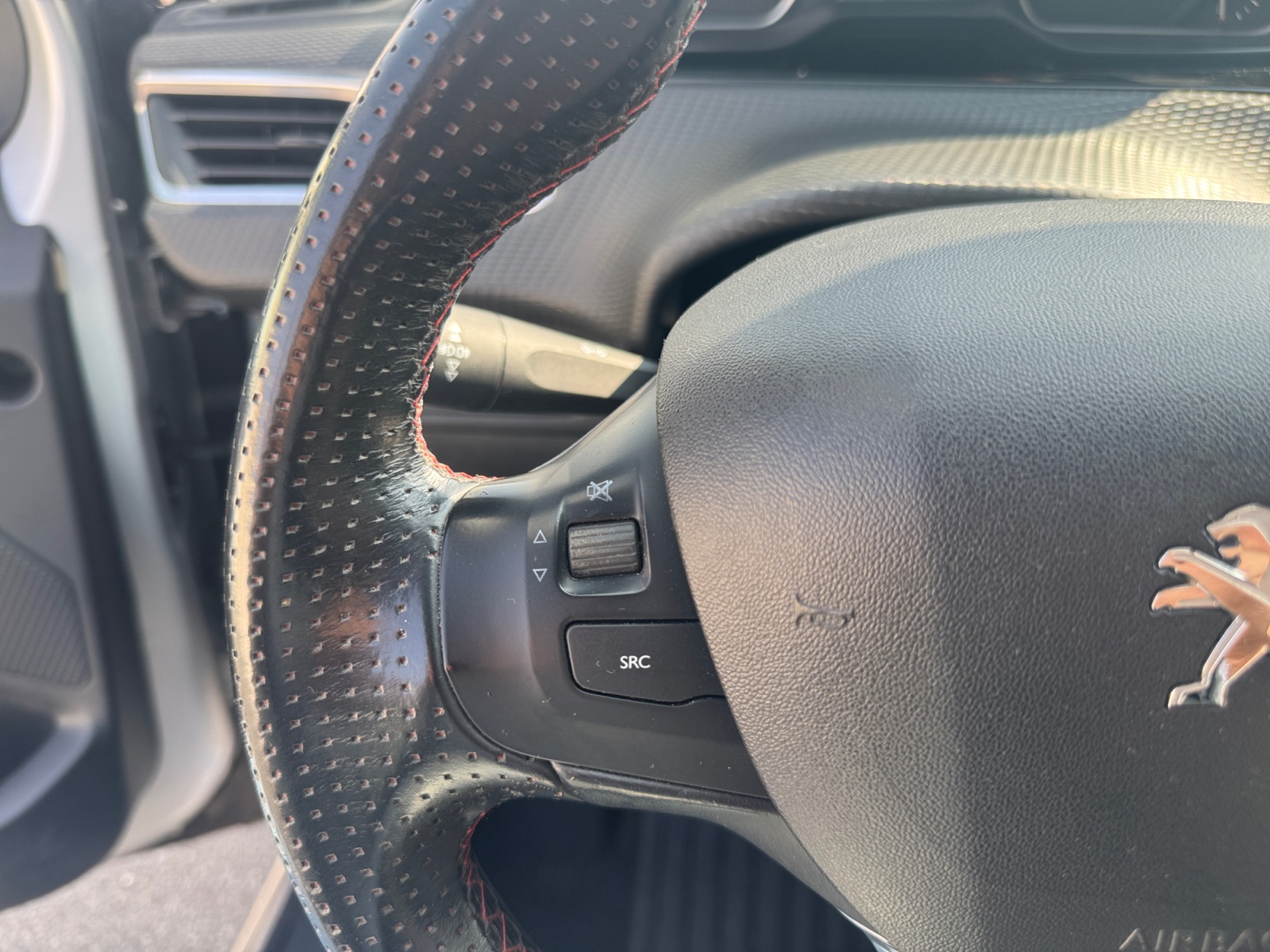 Peugeot 208 20