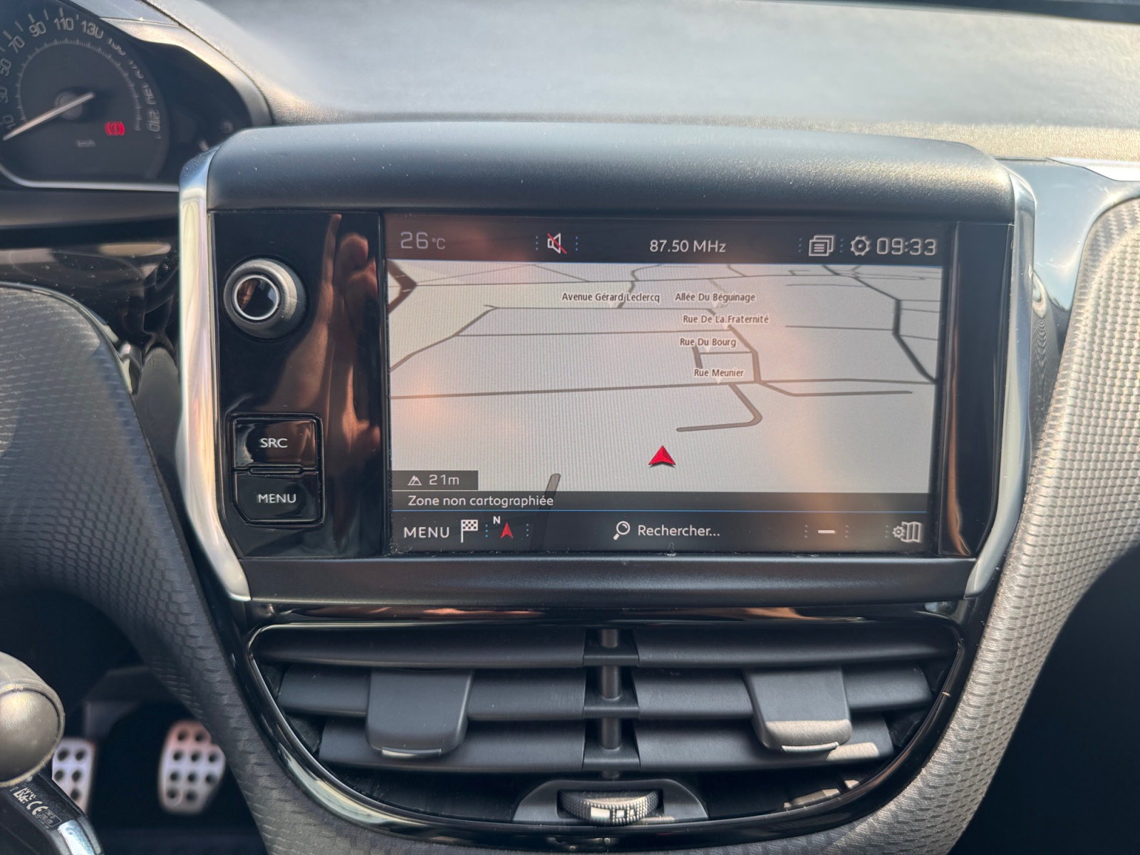 Peugeot 208 24