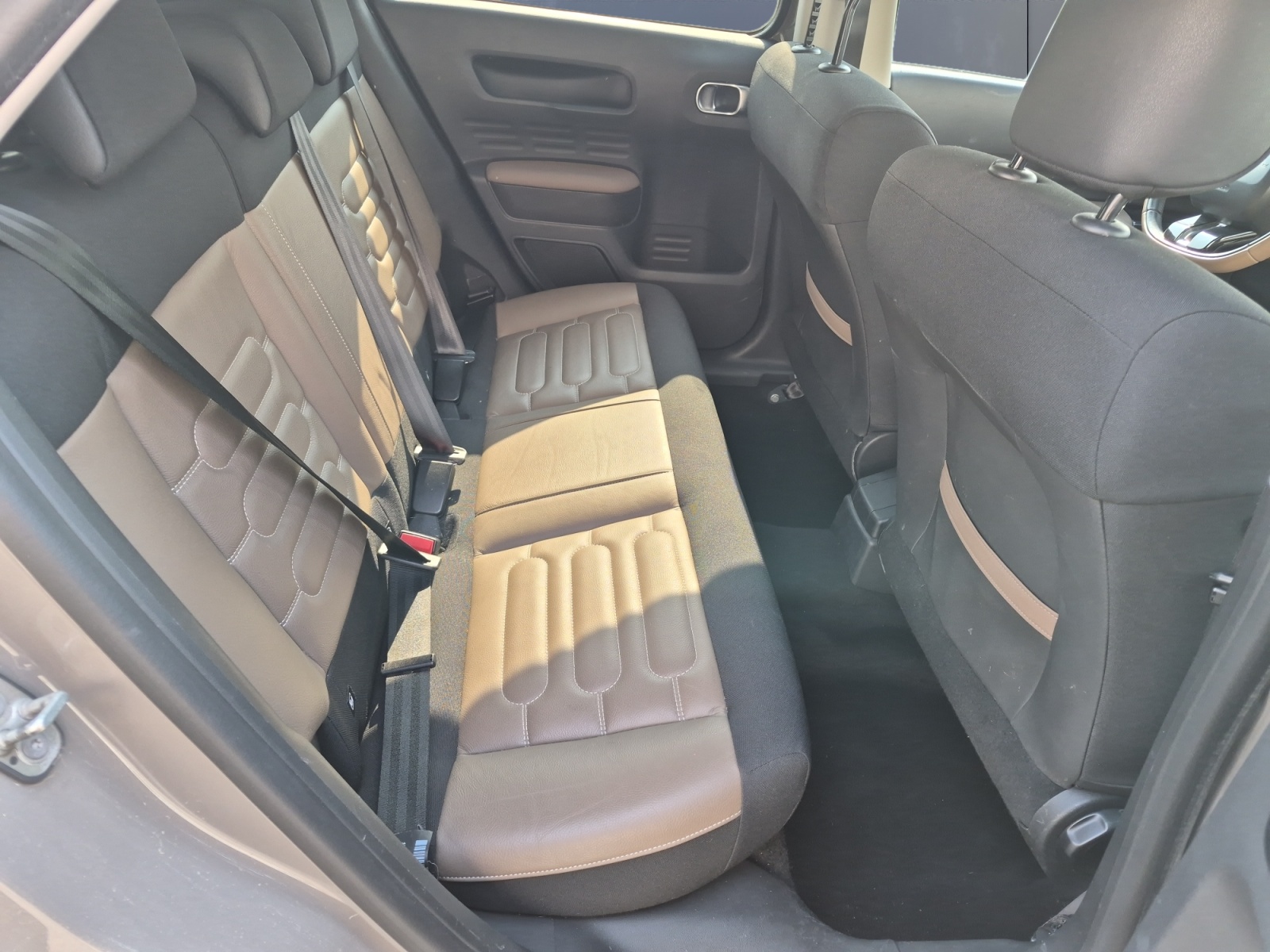 Citroen C4 Cactus 11