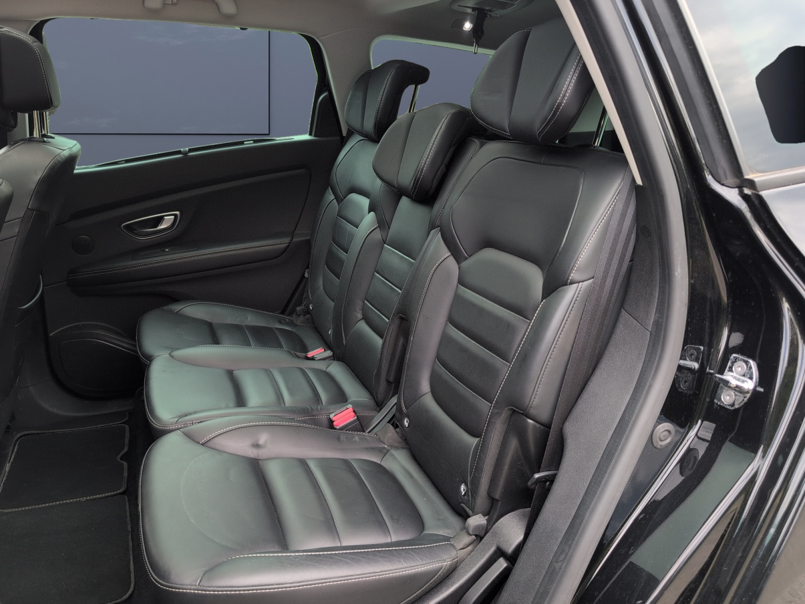 Renault Grand Scenic 10