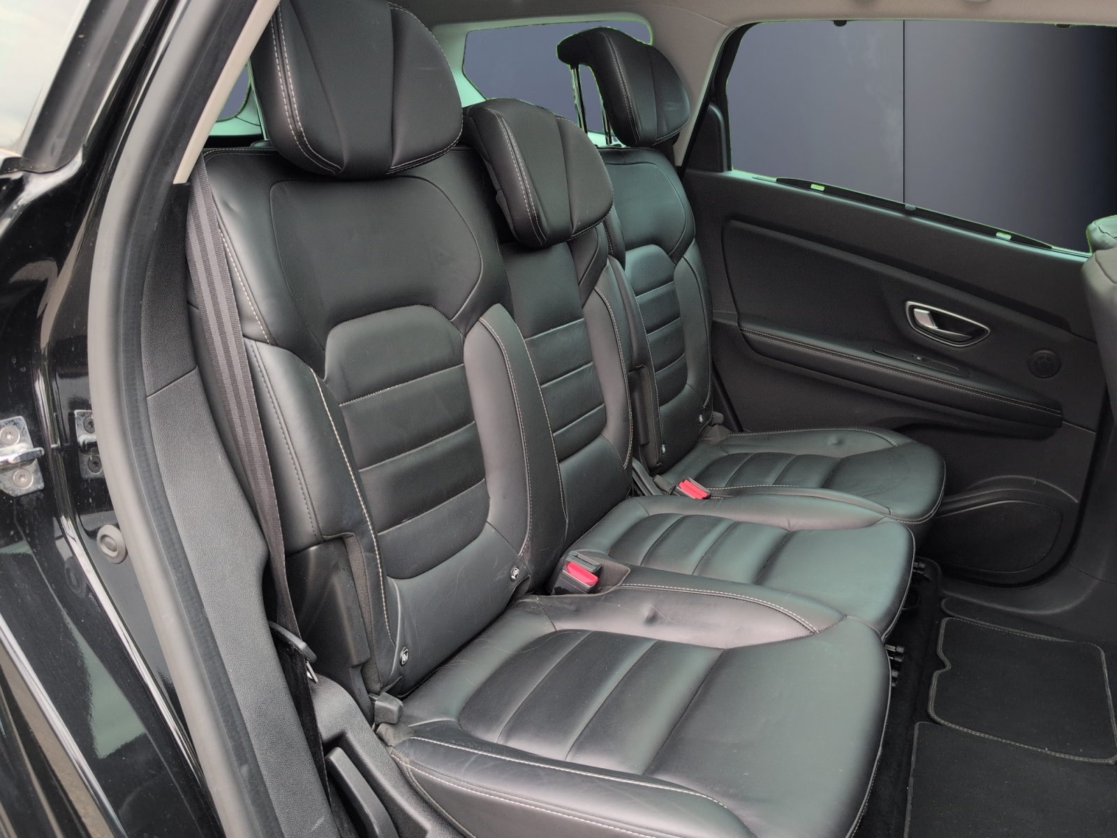 Renault Grand Scenic 11