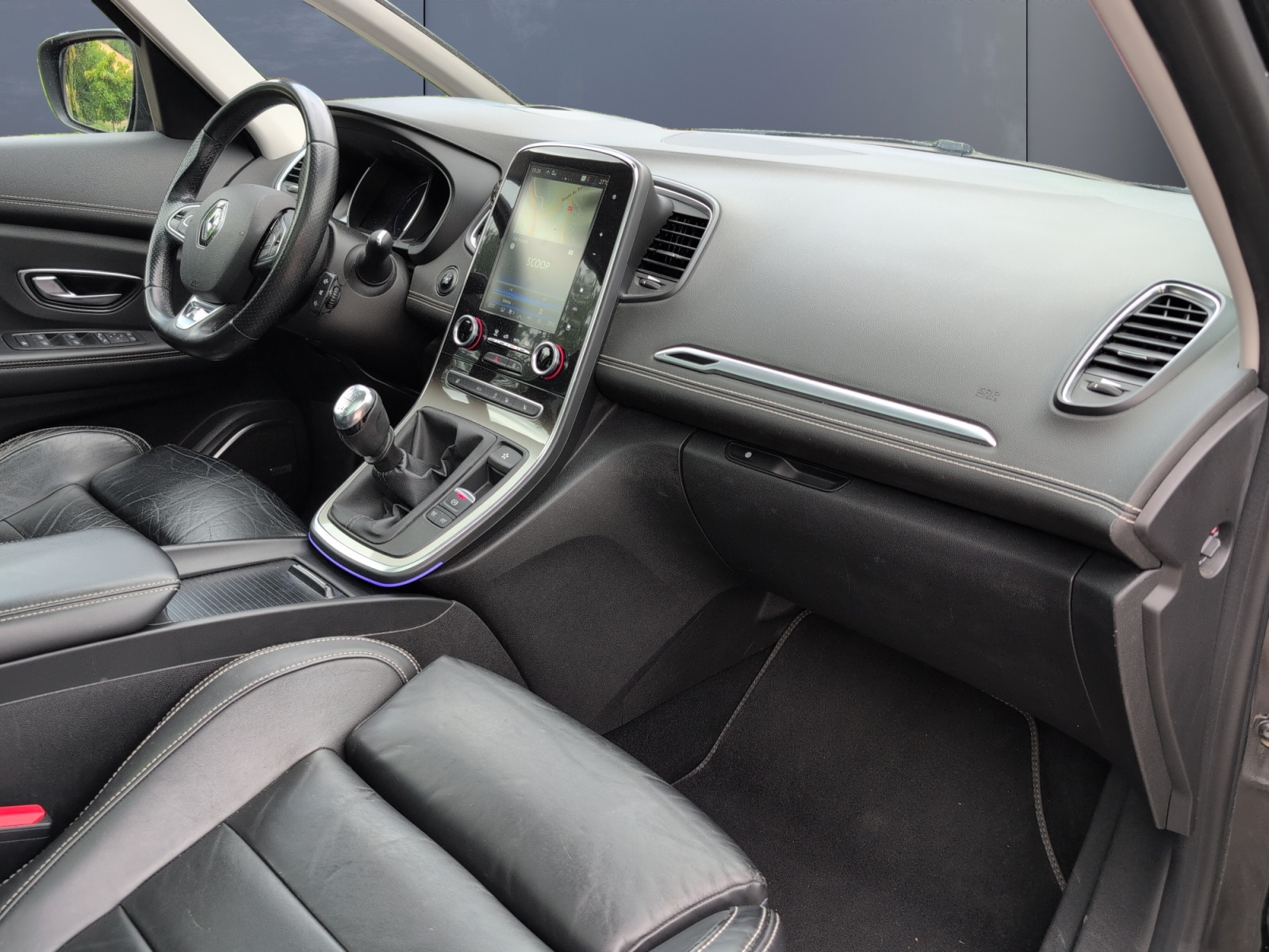 Renault Grand Scenic 12