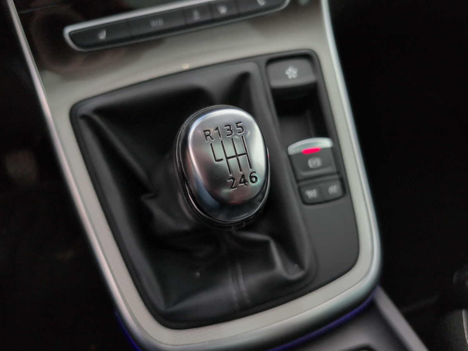 Renault Grand Scenic 23
