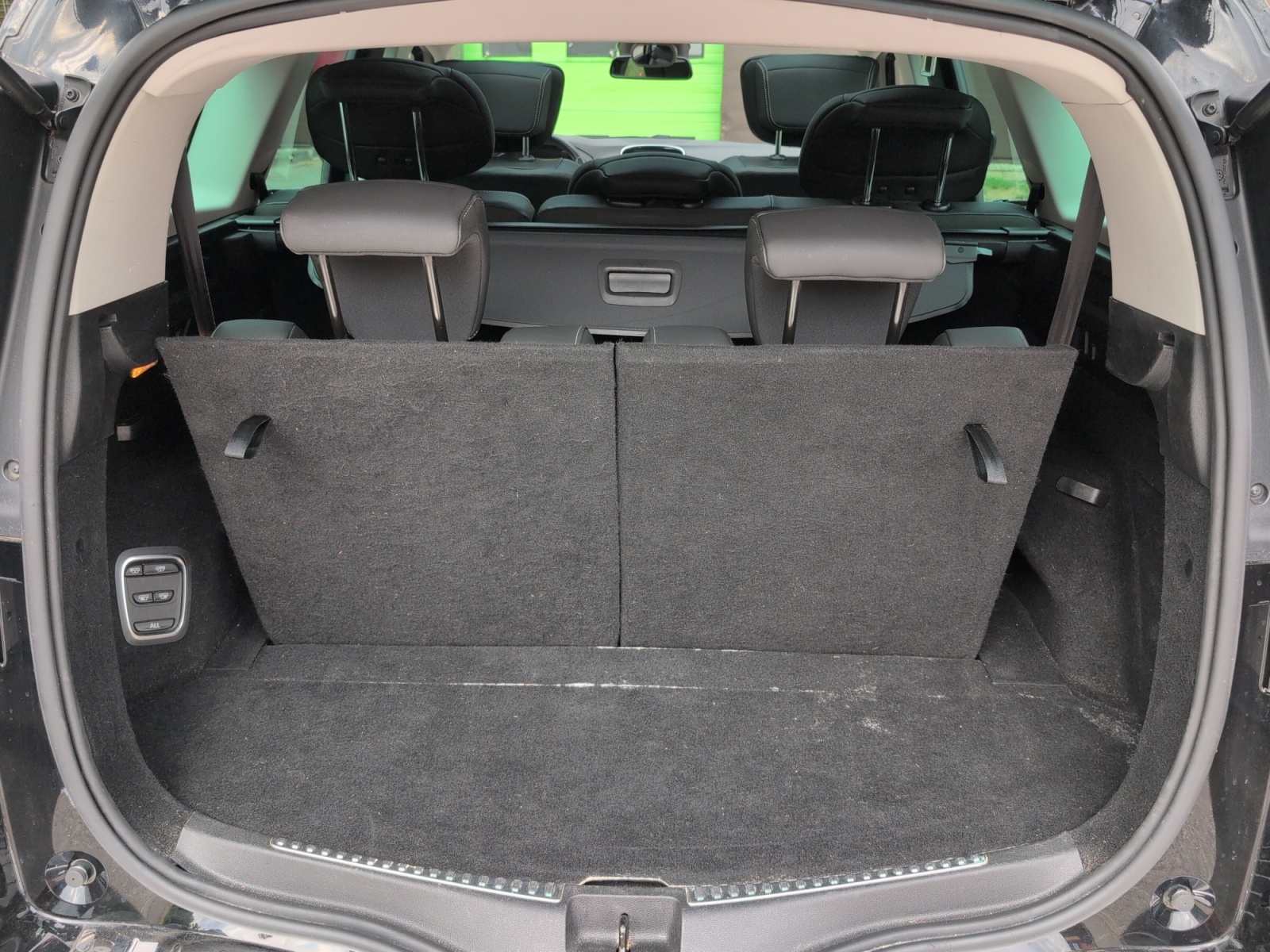 Renault Grand Scenic 36