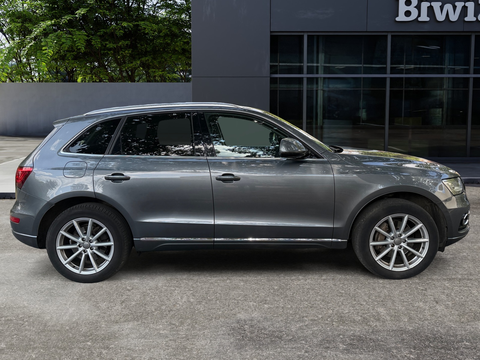 Audi Q5 5