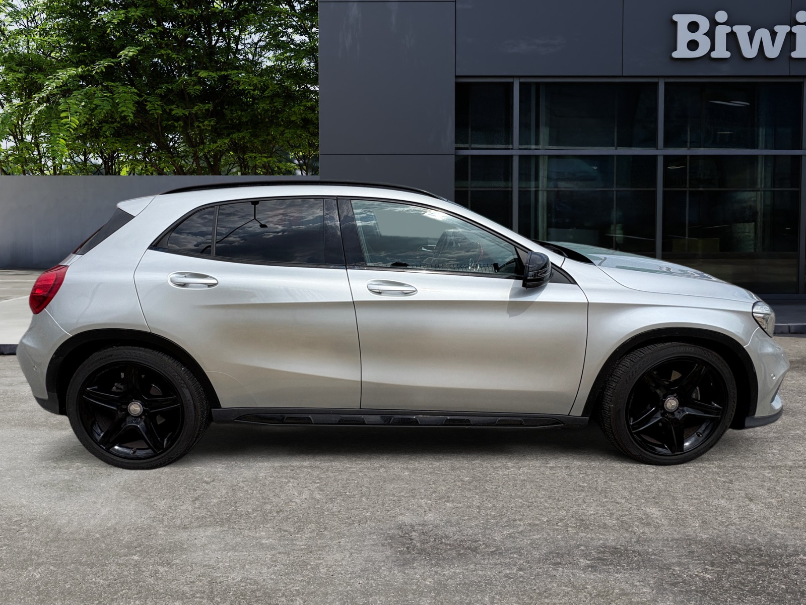 Mercedes-Benz Gla 5