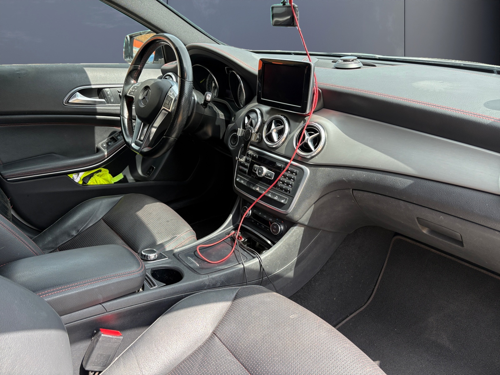 Mercedes-Benz Gla 12